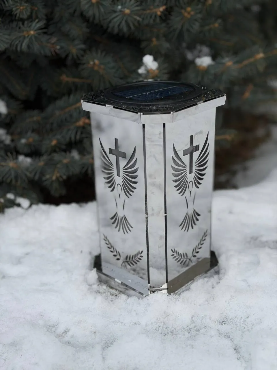 Срібна лампадка збоку — відгук